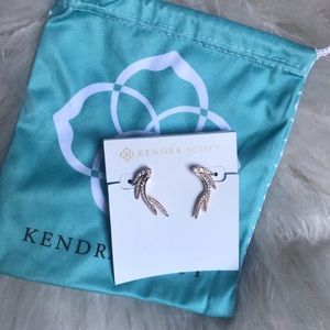 Kendra Scott Daphne Ear Climbers